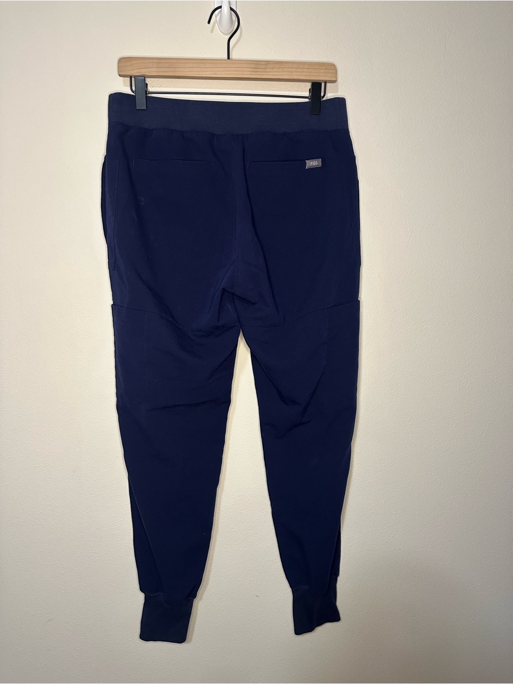 Figs scrubs limited edition navy joggers neon orange string size small W21SW2033 - Picture 2 of 6